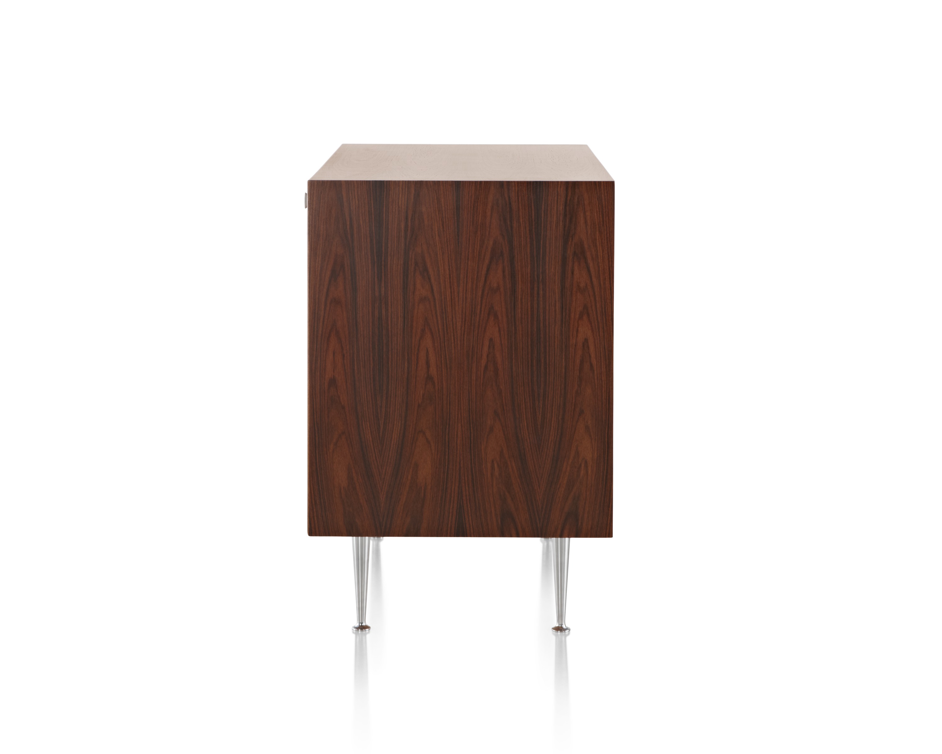 开云（中国） - 储物|储物柜|办公家具|设计师家具|尼尔森薄边储物柜